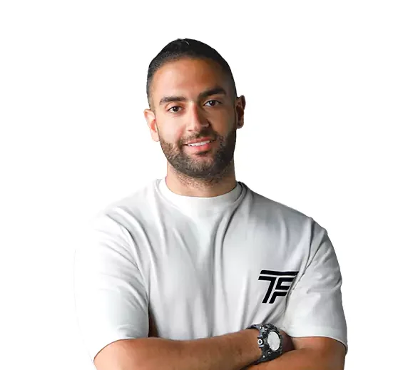 اشکان جهرمی یکی از مربیان برنامه اپ ورزشی تی‌فیت tfit